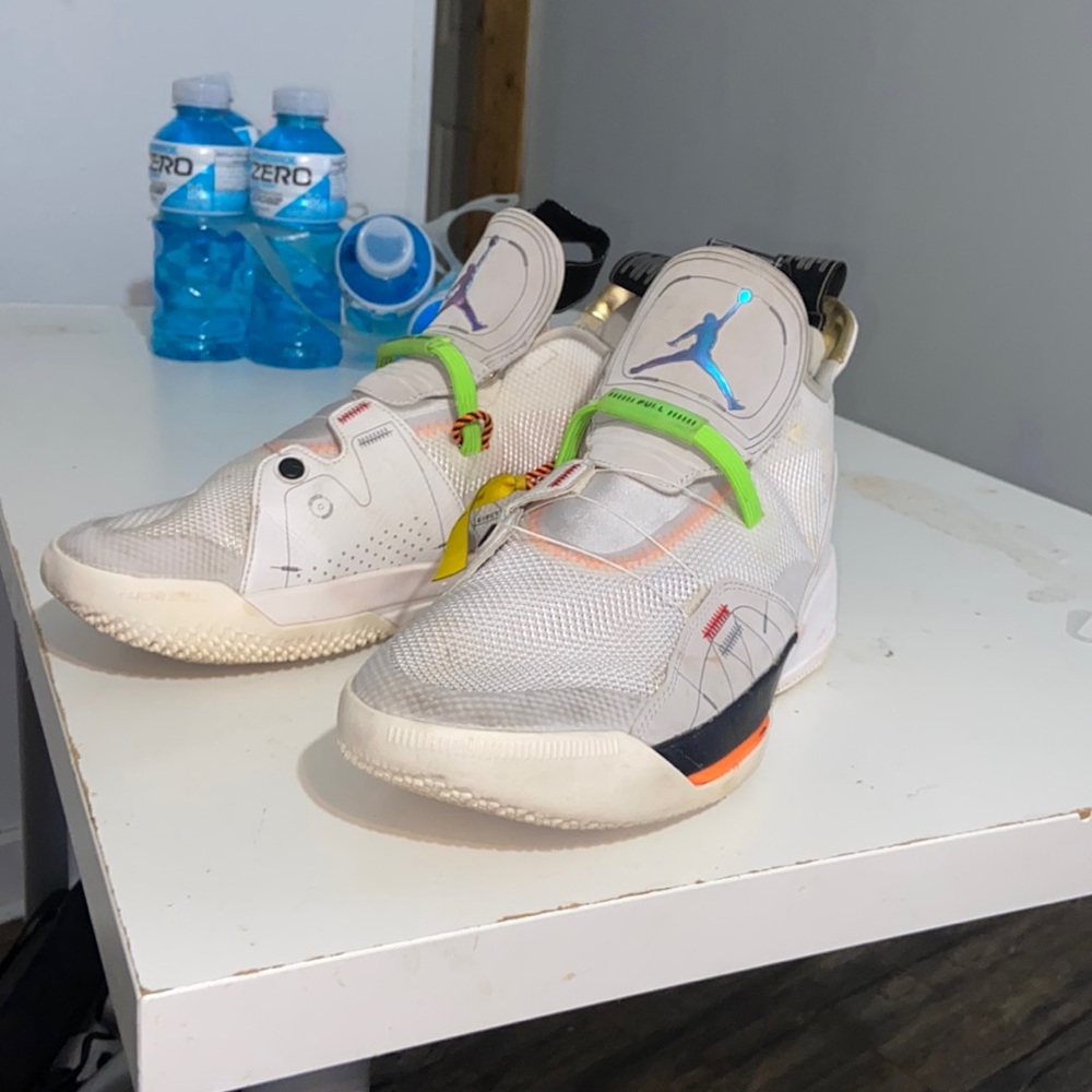 Jordan XXXIII Vast Greys